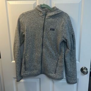 Women’s Patagonia gray hooded better sweater jacket in great condition
